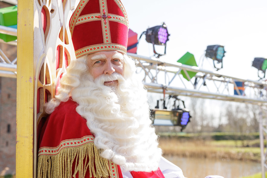 De Grote Sinterklaasfilm: Gespuis in de Speelgoedkluis