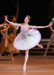 Pathé Ballet: Raymonda